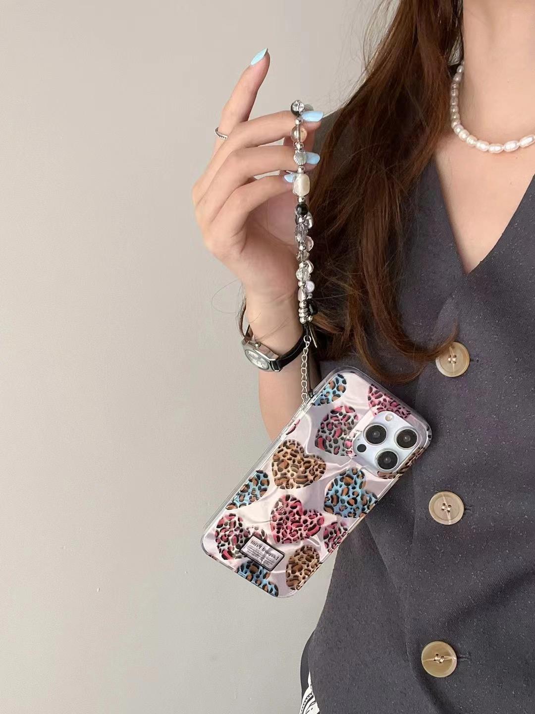 Sweet Cool Leopard Print Love Heart Phone Case with Chain for iPhone 17 Pro Max 16 15 14 13
