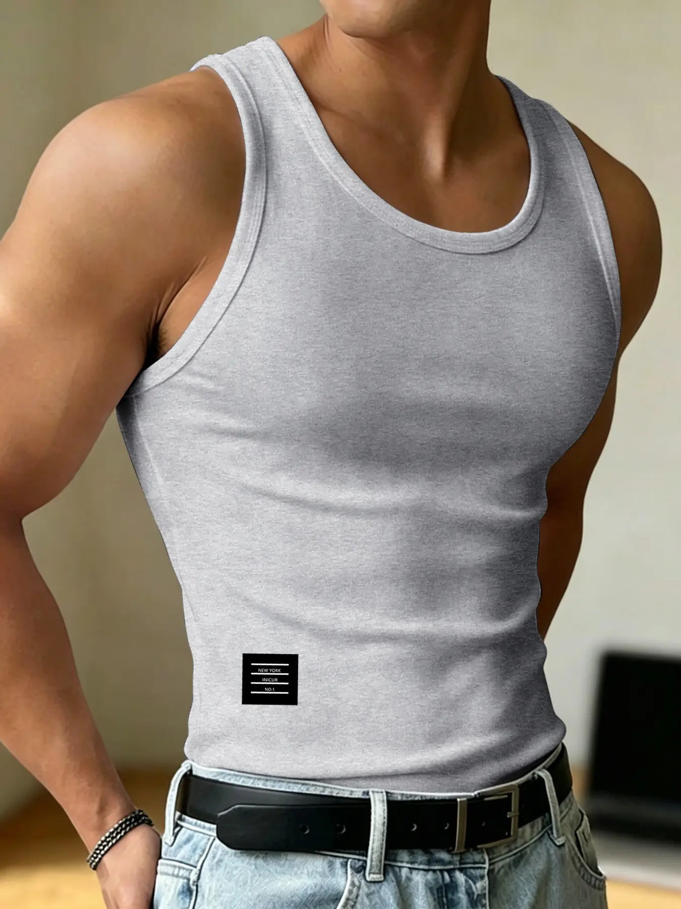 Summer Men's Tank Top, Sports Singlet, Essential for Fitness, Sweat-Wicking and Breathable, Slim Fit and Versatile, Can Be Worn Alone or Layered
