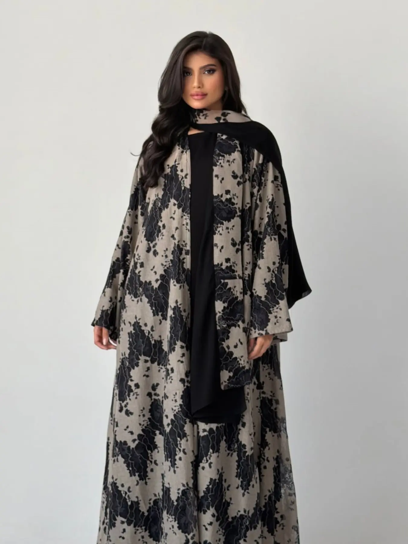 New Muslim Women's Watercolor Lace Full Print Cardigan Set, Modest Muslim Outfits, Textured Fabric Middle Eastern Style Long Outer Robe Abaya with Headscarf