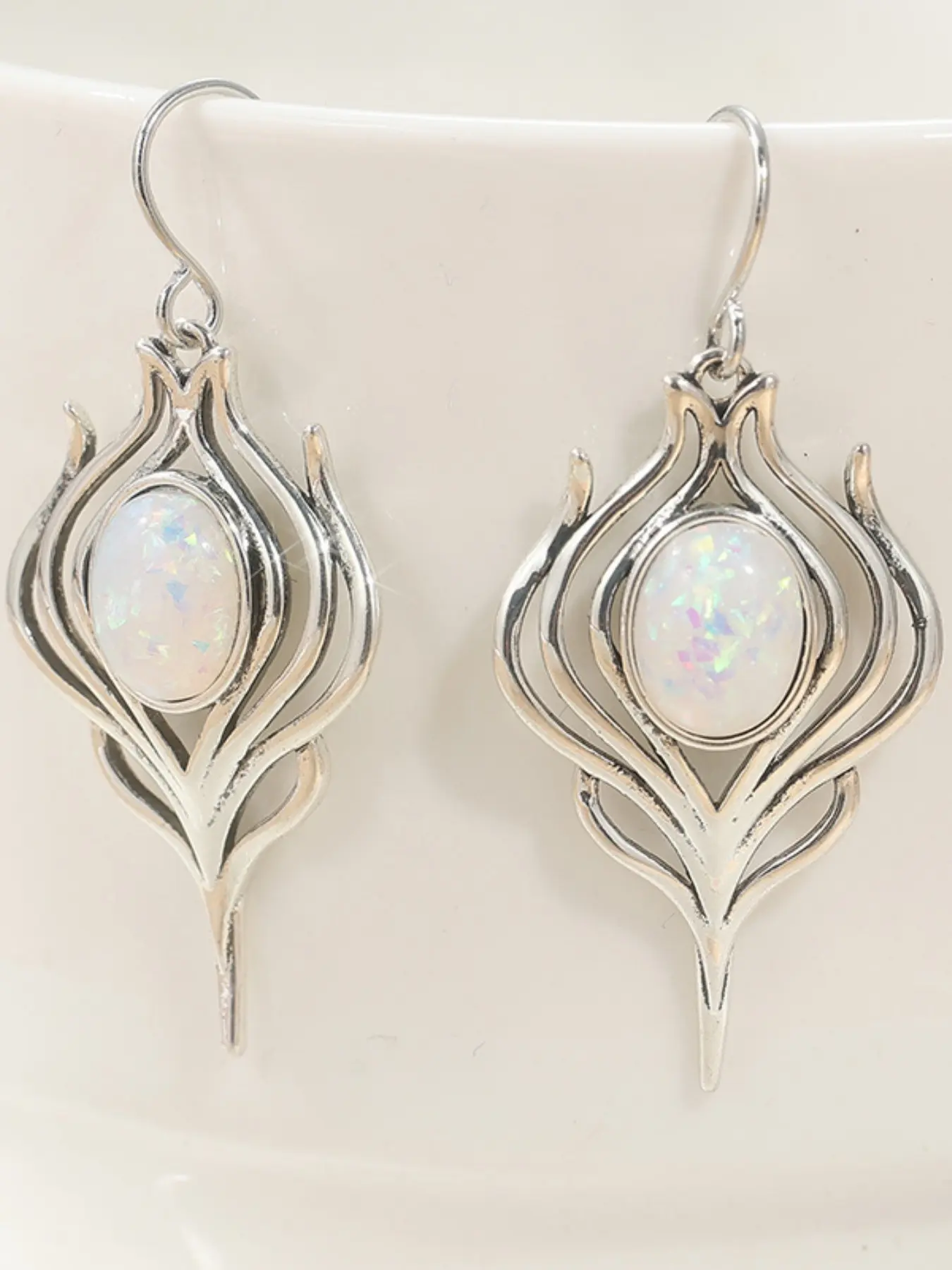 Vintage Hollow Flame Shape Opal Dangle Earrings Antique Silver Hook Drop Earrings Iridescent Oval Opal Women Bohemian Jewelry Gift ﻿