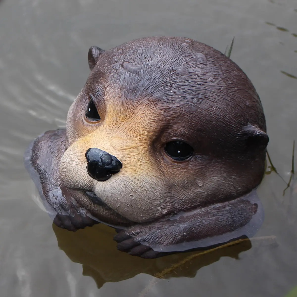 Charming 9cm Resin Floating Otter Statue, Perfect for Garden, Pond, Lawn Decor, Garden Animal Statues, Ideal Moving or Birthday Gift, Unique Outdoor Decoration, Outdoor Garden Accessory