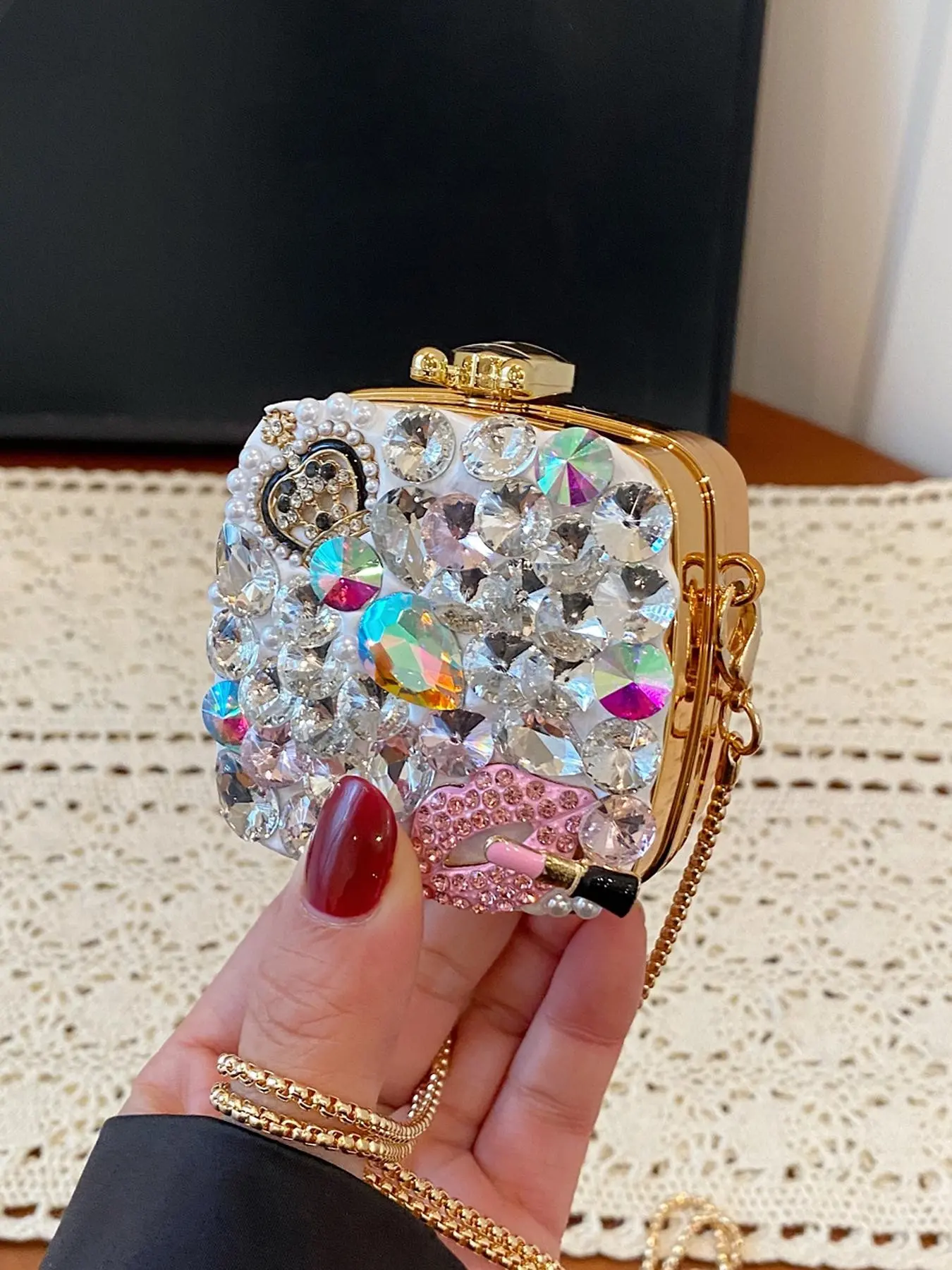 Trendy, personalized ladies' shiny and versatile acrylic small bag, Casual Shoulder Bag, Crossbody Clutch Purse, Cross body bags, mini small bag, simple and personalized lipstick headphone bag, suitable for commuting, work, dating, etc