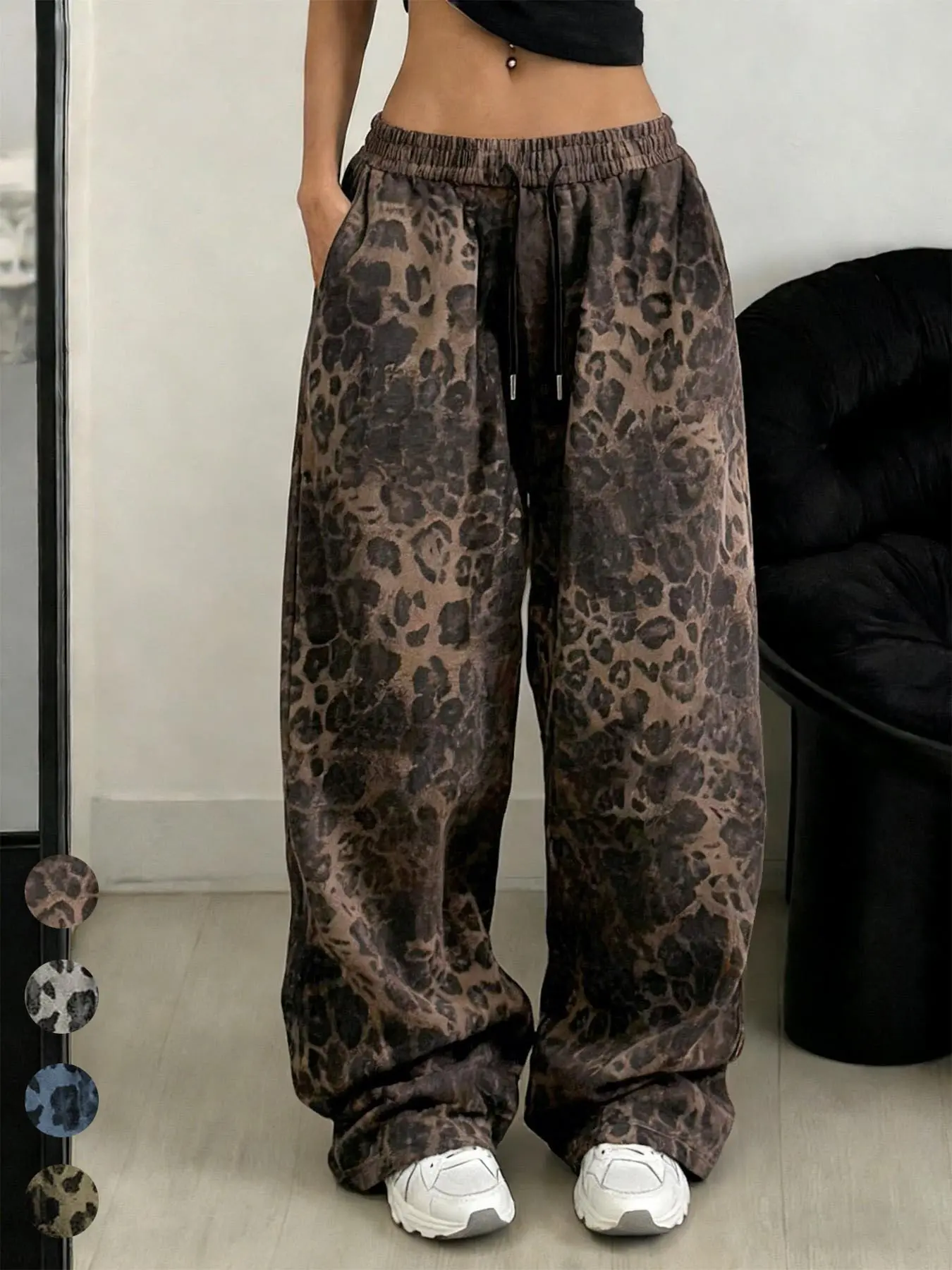 Women's Leopard Print Sporty Casual Straight Leg Pants, Convenient Pockets, Soft Comfortable Sleepwear, Perfect for Sleeping and Leisure