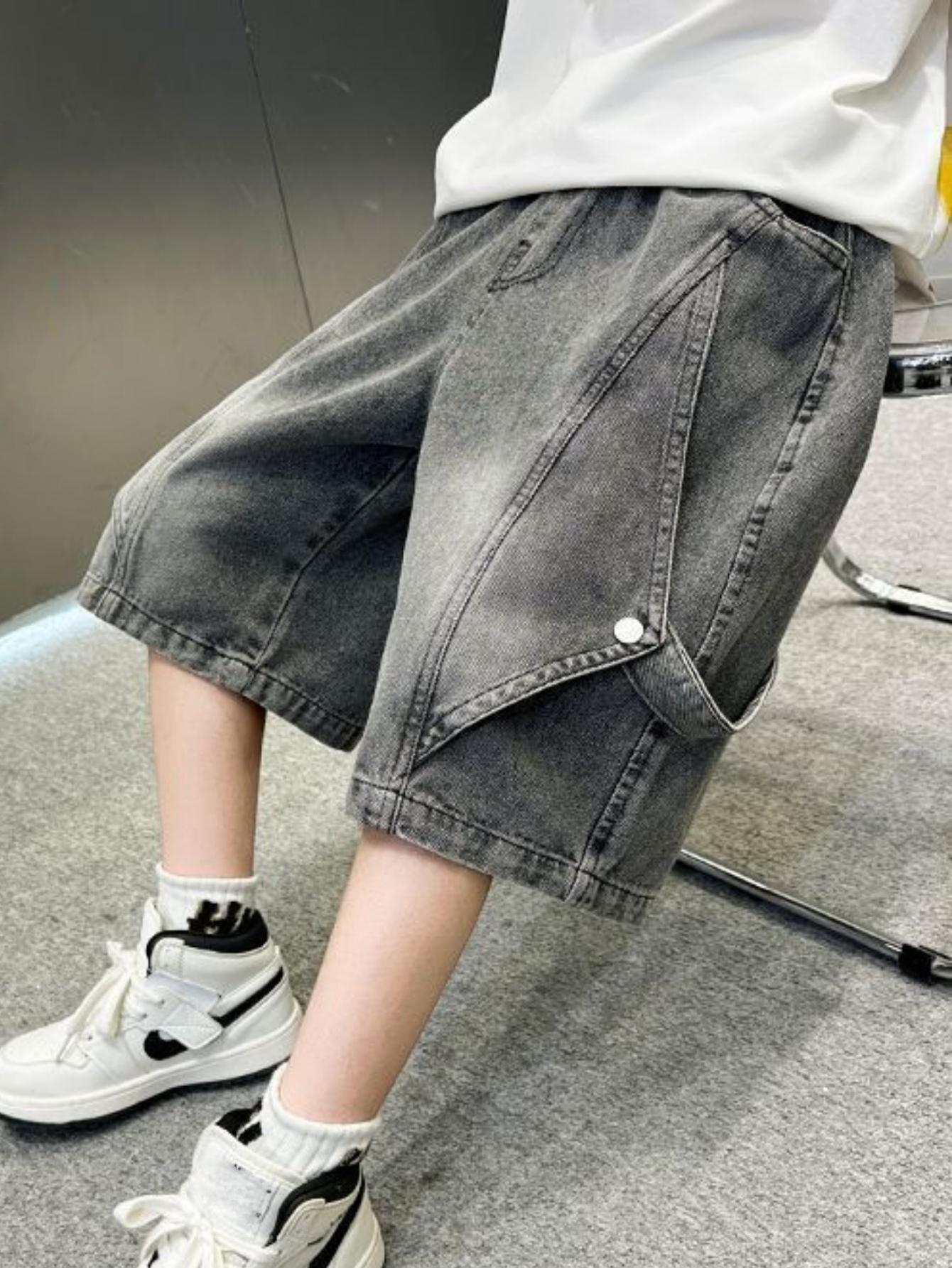 NewStylish Denim Shorts for Boys, Featuring a Retro Wide-Leg Design with Large Pockets And an Elastic High Waist, Perfect for Summer. These Loose-Fitting
