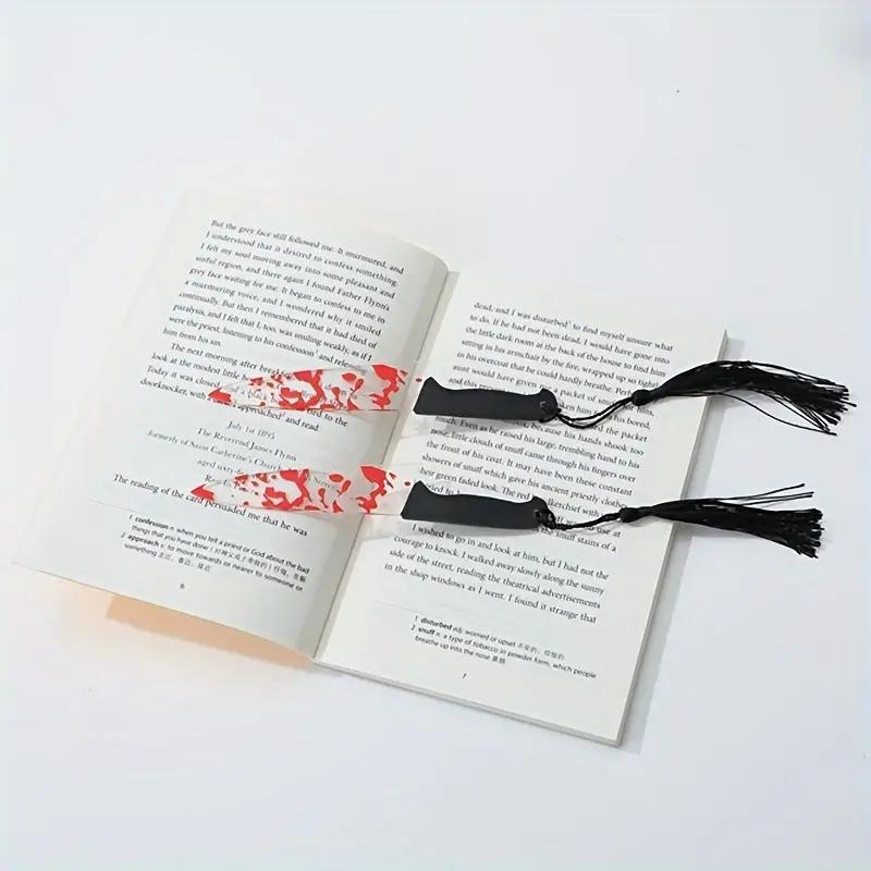 Gothic Horror Acrylic Bookmark Set, Blood Knife Design with Tassels, Durable Transparent Page Markers for Halloween Reading