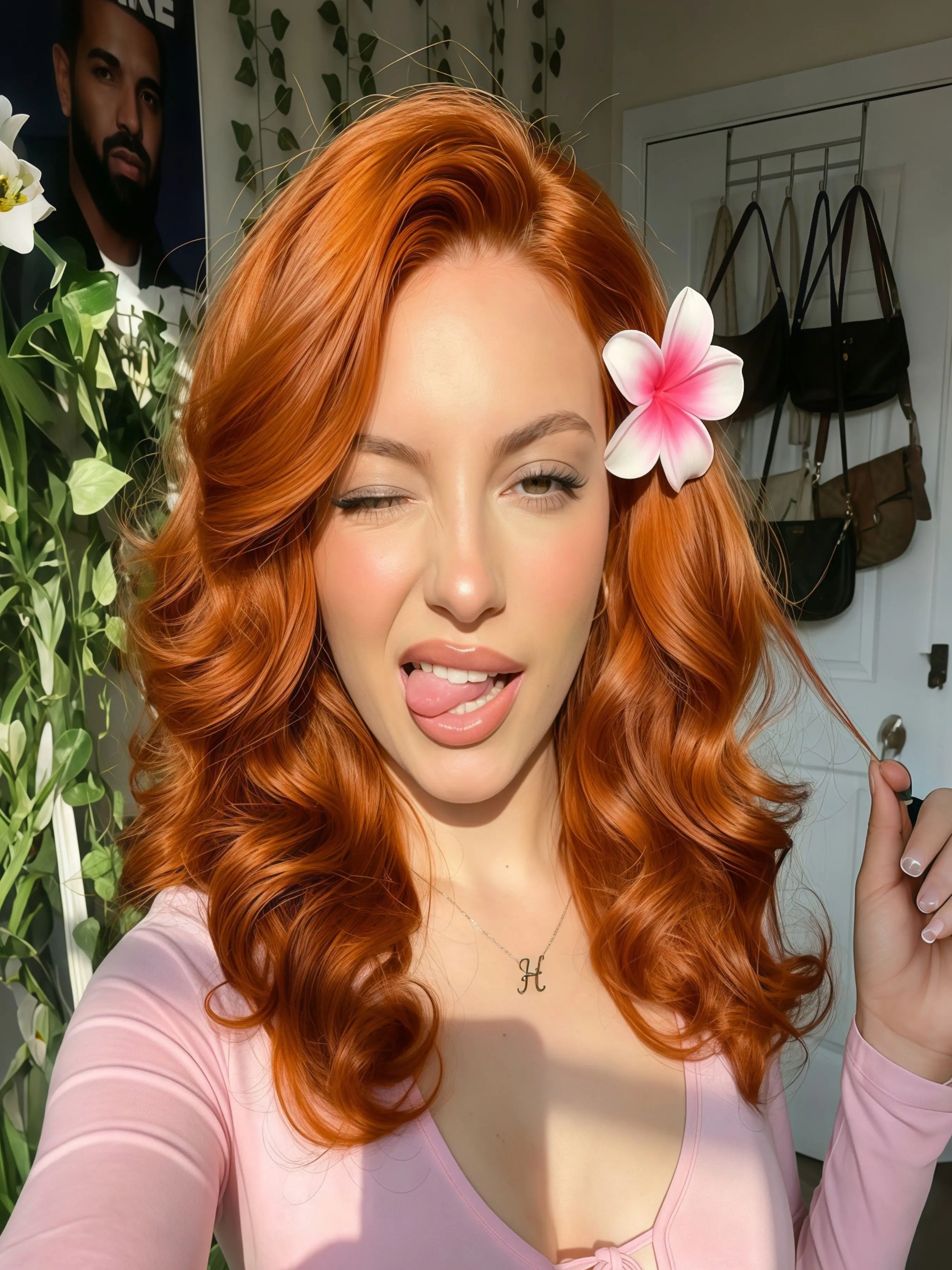 Ginger Orange Short Bob Wave Wig, 13X4 HD Transparent Lace Front Wavy Wig with Pre-Plucked Natural Hairline, Heat Resistant Synthetic Fiber Wig for Women Daily Wear 16 Inch
