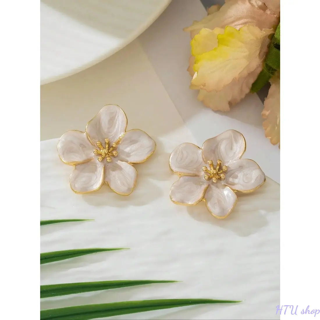Women's Earrings Elegant Flower Design Fashionable Trendy All-match for Daily Wear Birthday Gift