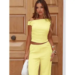 Fashionable and hot girl sleeveless single-shoulder top, high-intelligence and elegant mature woman, solid color slim T-shirt