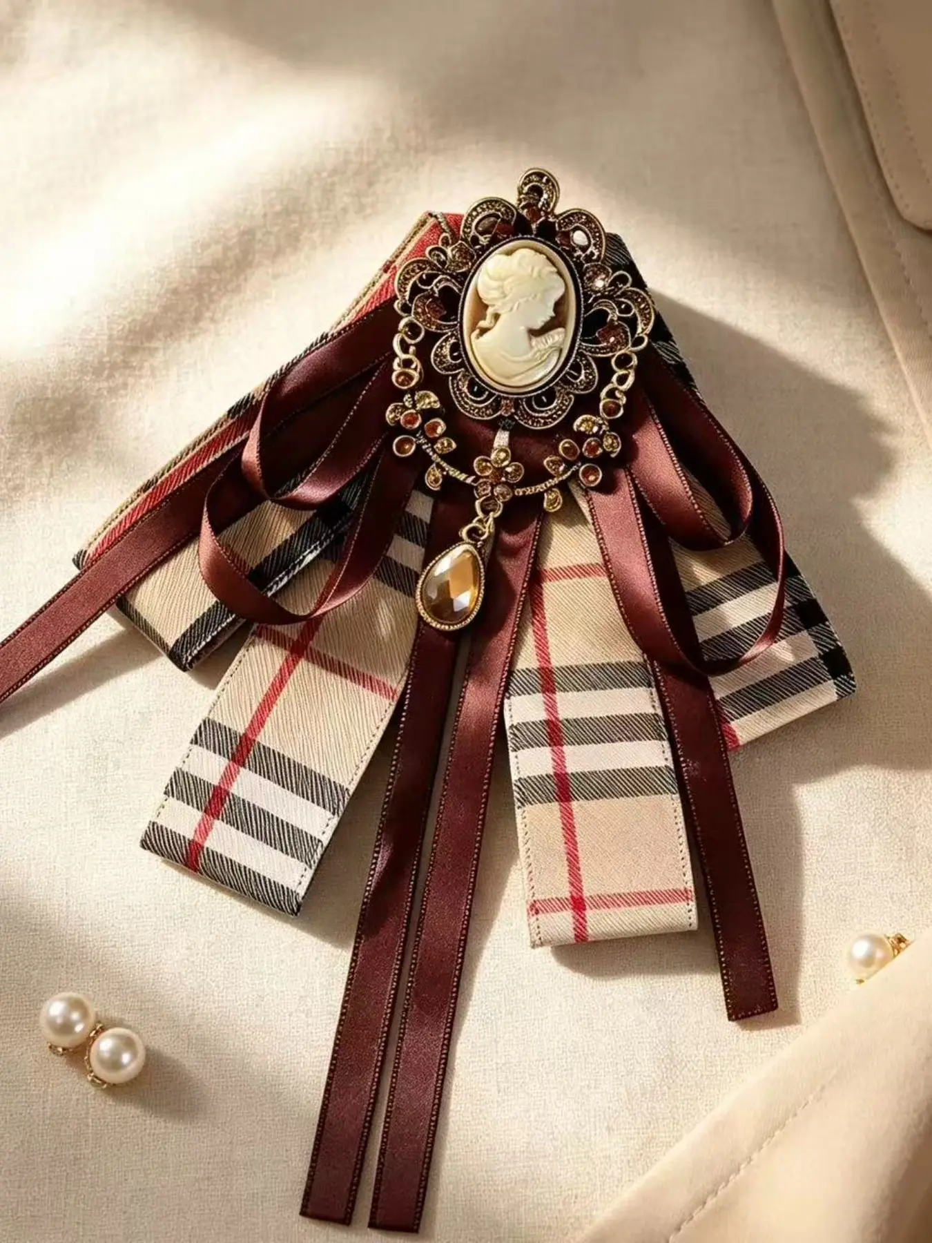 Vintage Cameo Plaid Bow Brooch, Elegant British Style Ribbon Collar Pin, Retro Brown Checkered Shirt Accessory for Women