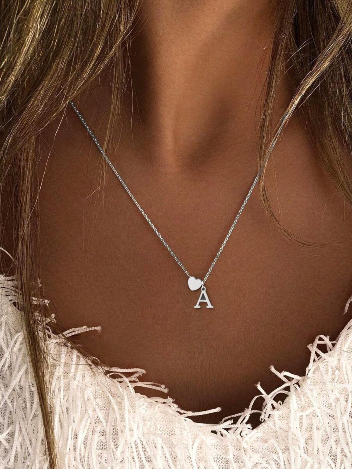 Classic Heart-Shaped Letter Name Engraved Pendant Necklace, Personalized Initial A-Z Fashion Love Necklace for Her