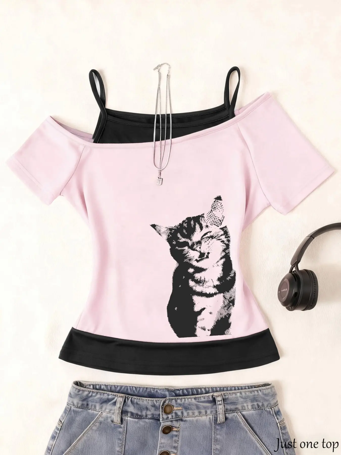 Y2K Colorblock Off-Shoulder T-Shirt, Pixel Cat Print, Fake Two-Piece Short Sleeve Top, American Vintage Street Style, Spring Summer Chic Everyday Casual Wear