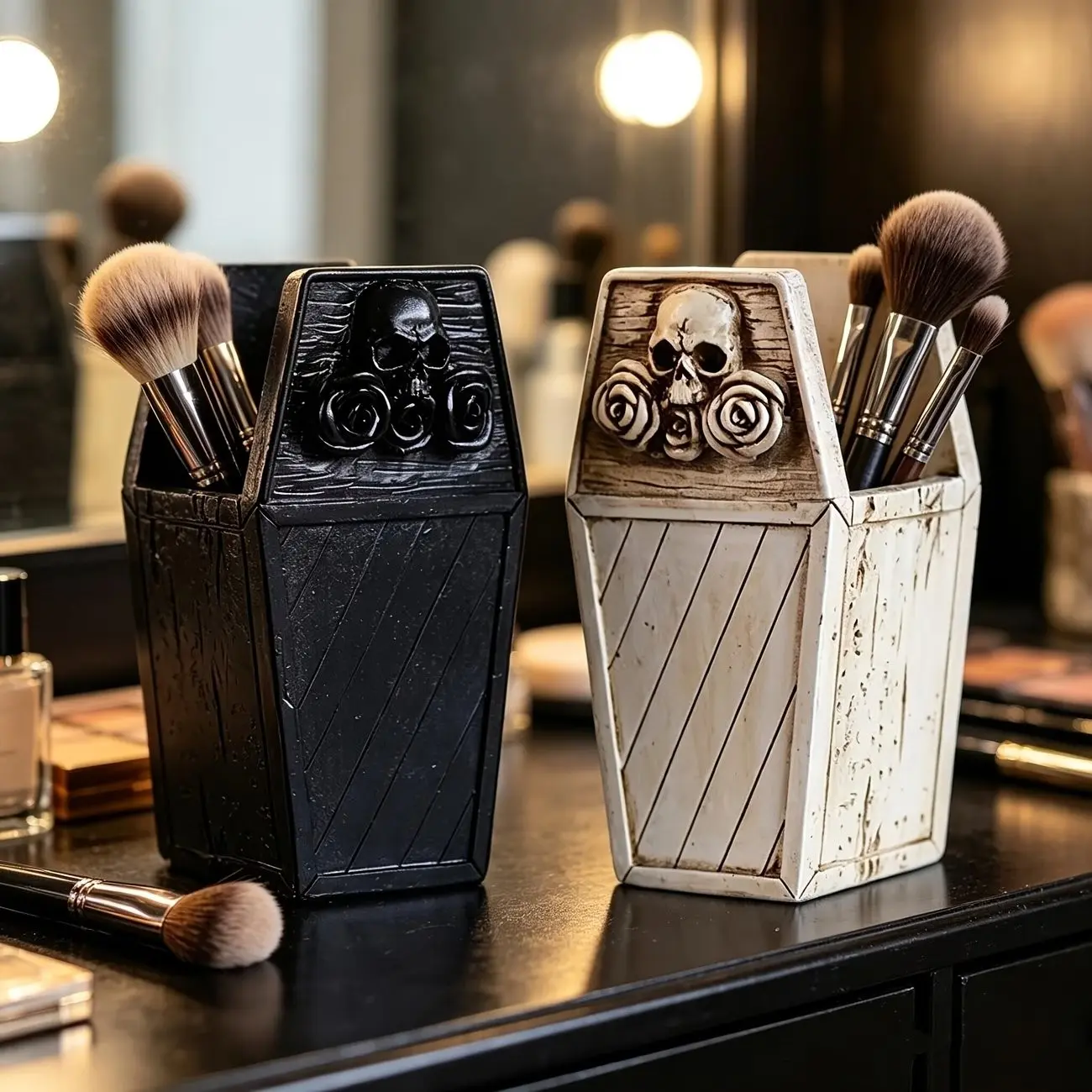 Gothic Coffin Pen Holder, Resin Desktop Organizer, Desk Organizer Tidy, Multi-Functional Makeup Brush Storage, Vintage Decorative Item, Easy Clean, Durable