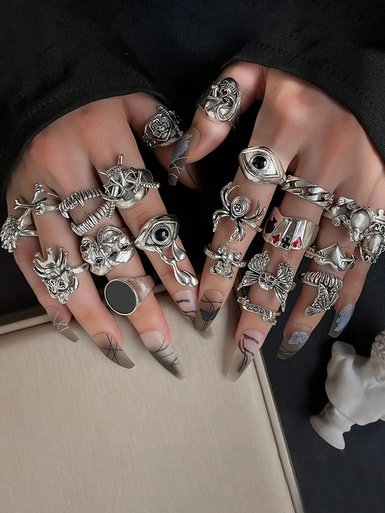 24-Piece Silver Color Gothic Punk Stunning Fashion Rings Set, Spider Skull Poker Heart Design, Unisex Party Accessories for Daily Wear
