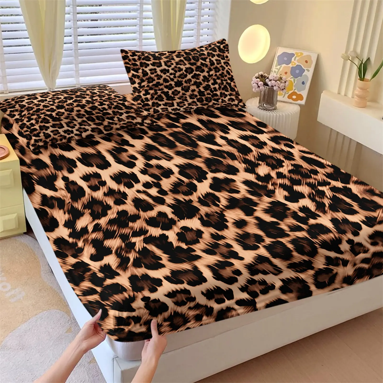 Four-Season Fitted Sheet Set 3-Piece, Classic Retro Warm Leopard Print Design, Soft Breathable Comfort, 1 Bed Sheet & 2 Pillowcases, Trendy Retro Leopard Print Lover's Bedroom Dorm Decorative Bedding