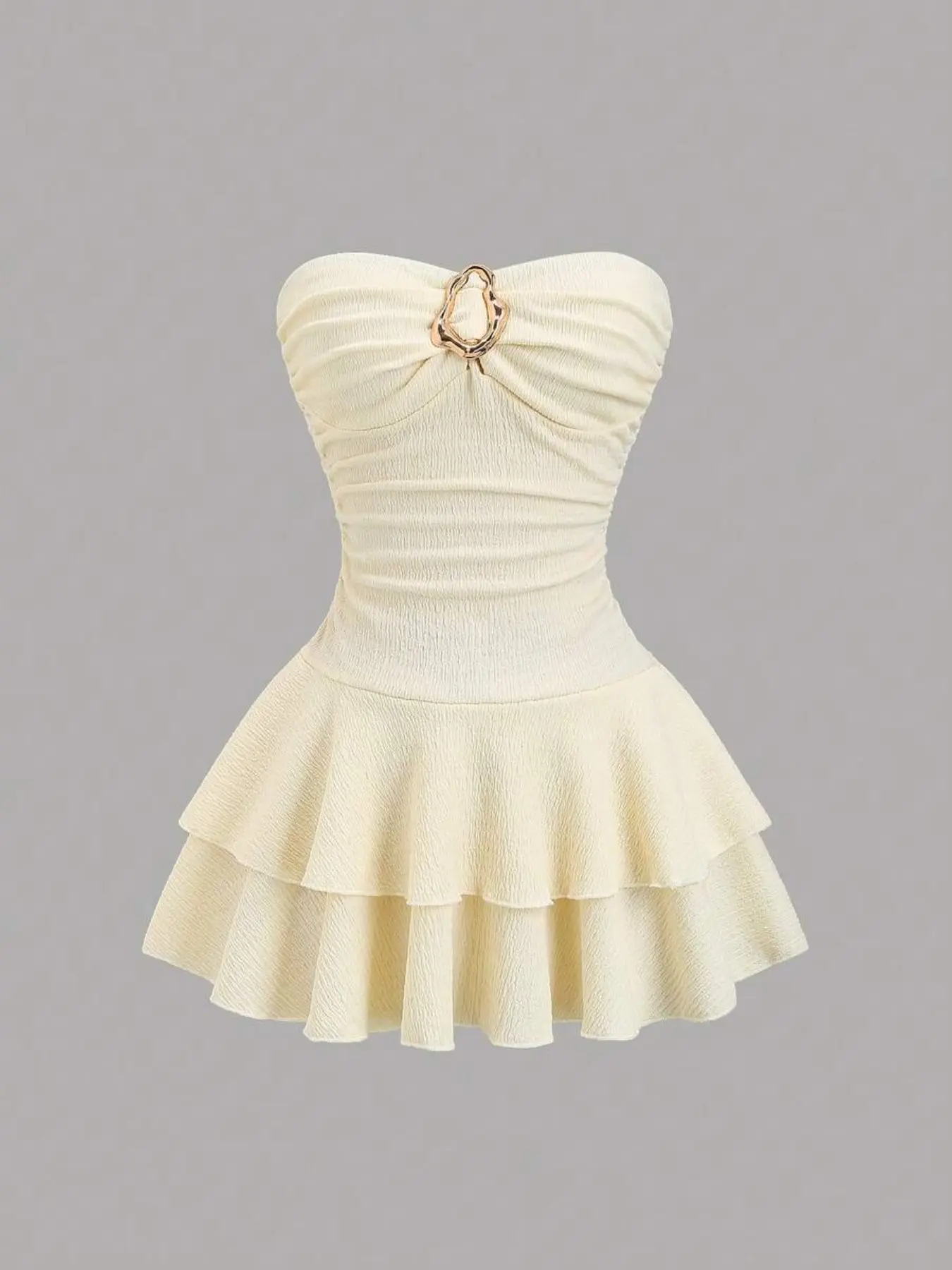 Elegant Strapless Layered Mini Dress for Women, Chic No-Shoulder Ruched Design, Perfect for Special Occasions, Stylish and Comfortable