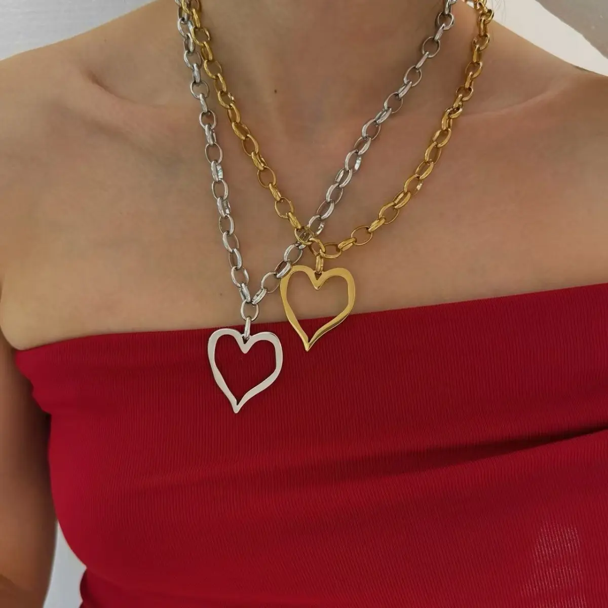 Stainless Steel Love Necklace - Chunky Silver, Retro Exaggerated Open Heart Pendant, Large Chain, Bold Design, Elegant High-End Statement Jewelry, Casual Daily Fashion Costume Accessory for Women, Chunky Silver Necklaces, Heart Shaped Design Necklaces, La