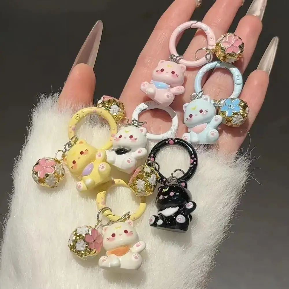 6 Pack Cute Lucky Cat Bell Keychain, Cartoon Bag Charm Sweet Key Ring, Portable Accessory for Outdoor Camping Hiking & Holiday Gifts, Mini Sized Products, Unisex, Metal Rings