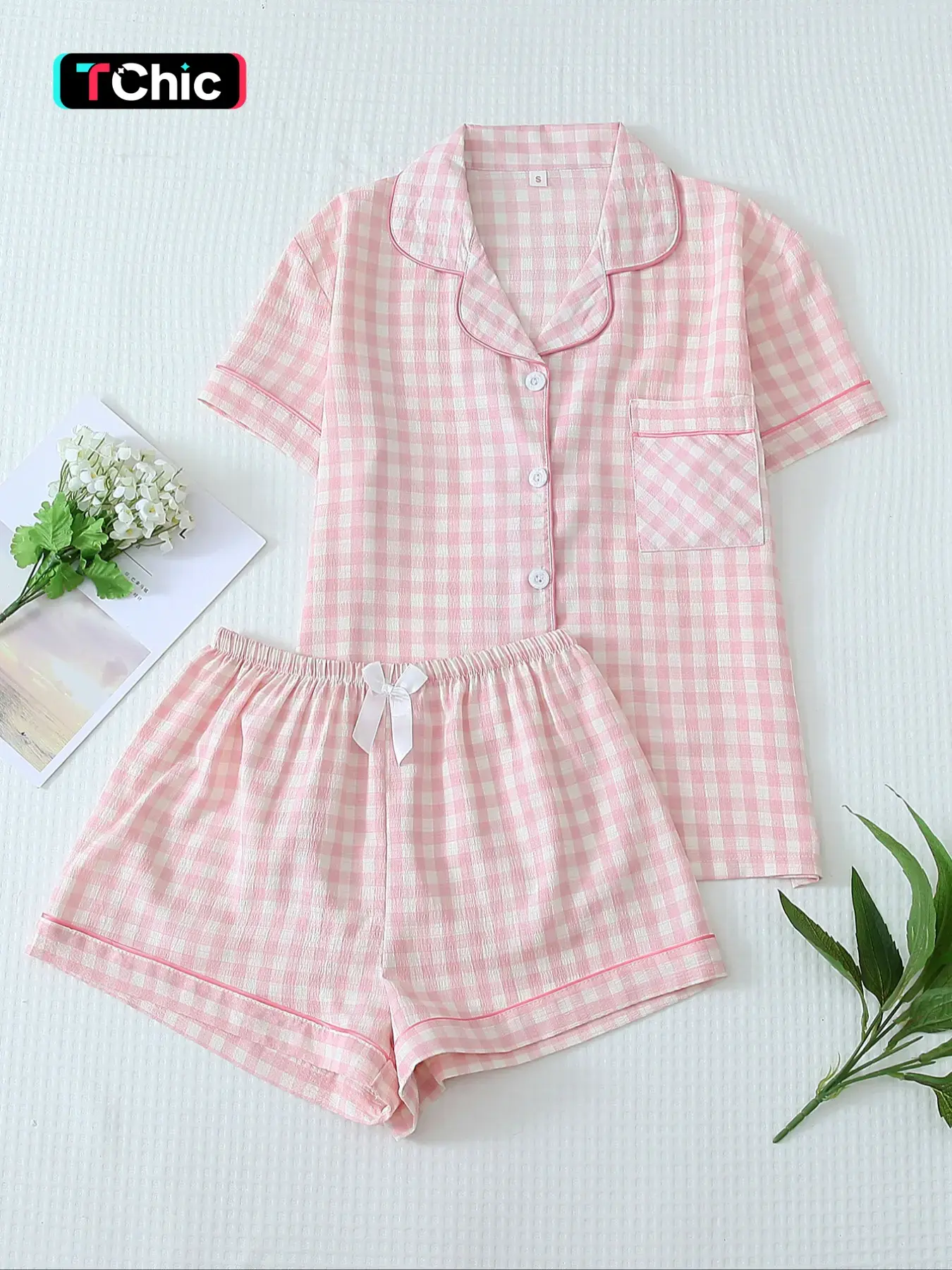 Two-Piece Set Women's Plaid Print Vintage Aesthetic Pajama Set, Short Sleeve Lapel Neck Button Front Shirt & Bow Decor Shorts PJ Set, Women's Fitted Sleepwear & Loungewear, Homewear for All Seasons, Style