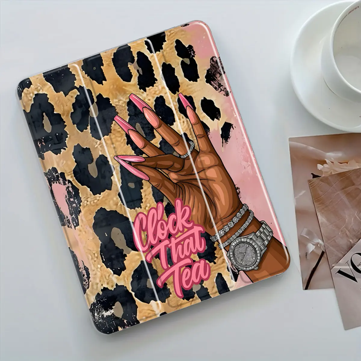Leopard print clock and tea quote pattern cute transparent tablet case, with automatic wake/sleep function, suitable for iPad 10/11/9/Mini Air 4/8/7/6/5/Pro series tablets, trendy internet celebrity gift, suitable for young women