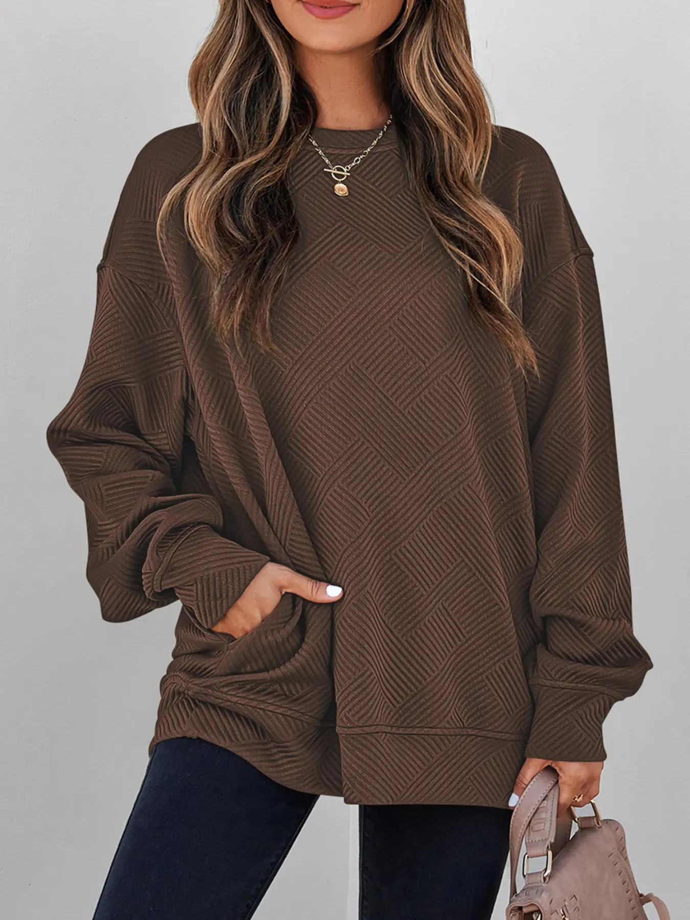 Women's Casual Solid Color Textured Round Neck Drop Shoulder Pullover Sweatshirt, Long Sleeve Top with Pockets, All Seasons Wear
