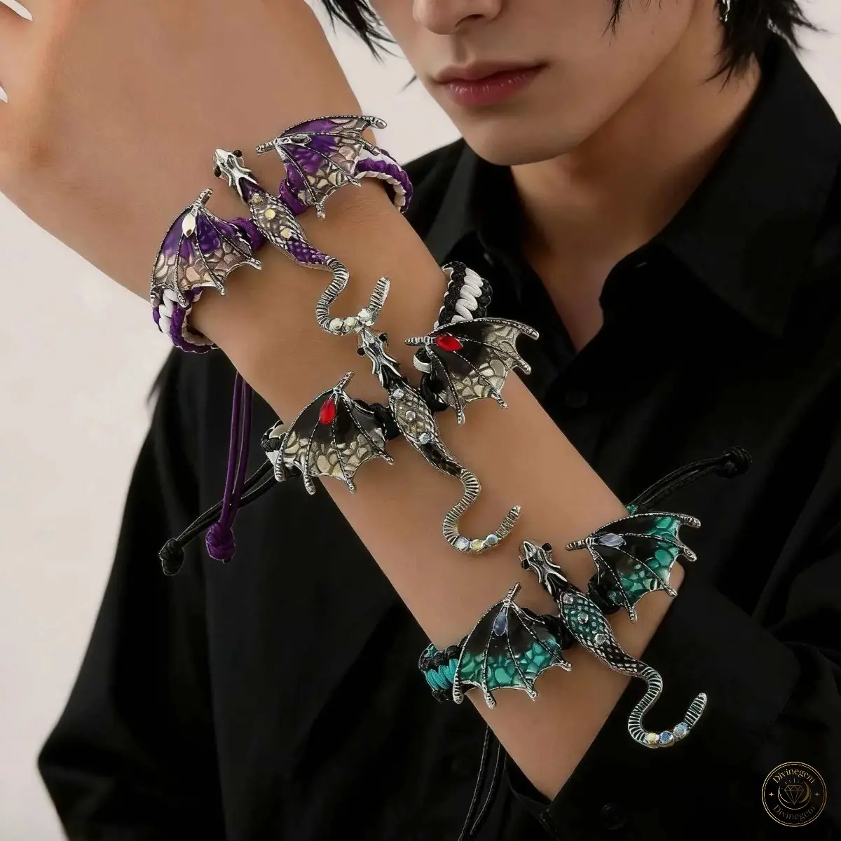 Adjustable Woven Dragon Charm Bracelet Enamel Wing Design Rhinestone Decorated Gothic Hand‑Woven Rope Wrist Jewelry Unisex Statement Accessories For Cosplay Daily Outfit And Halloween Party