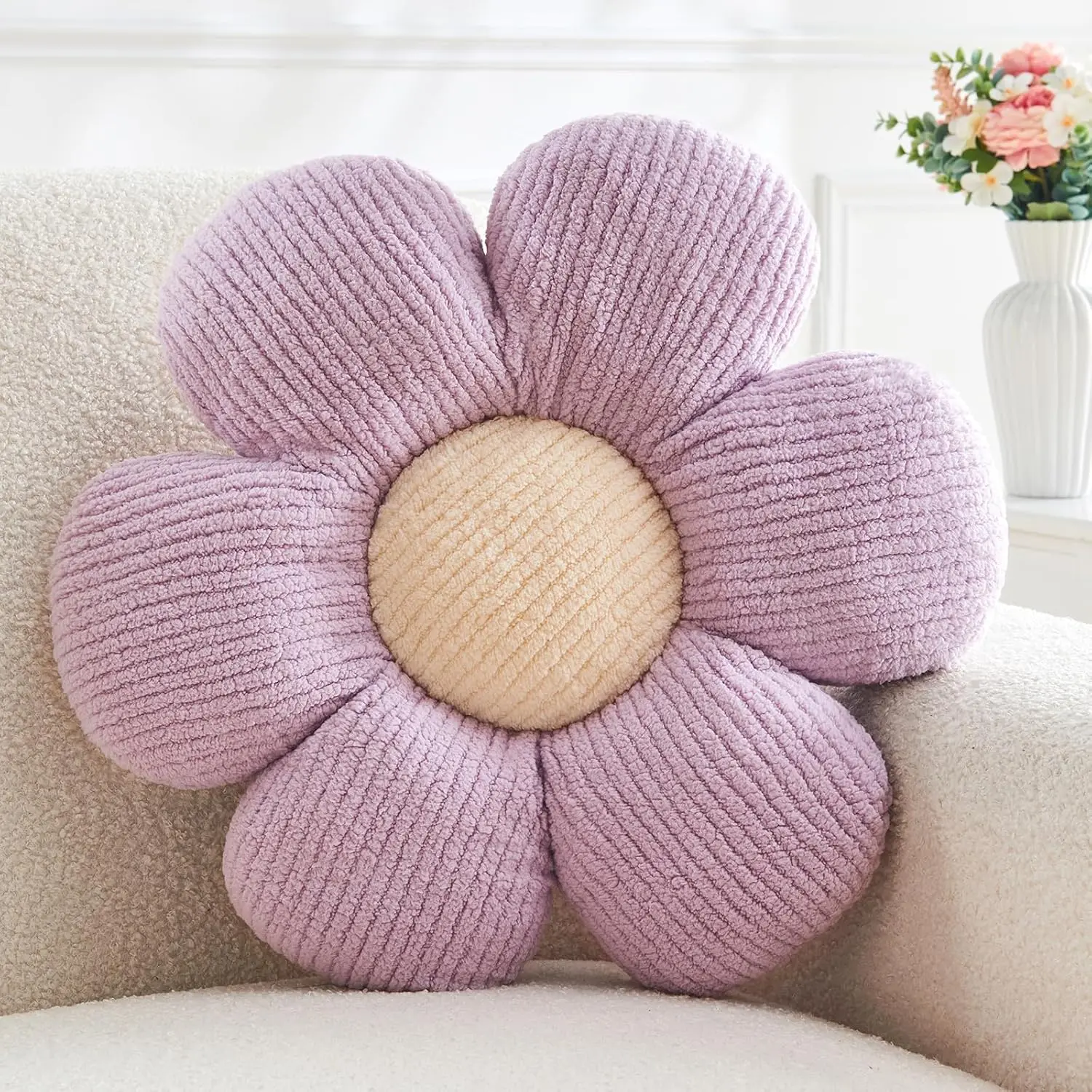 Flower Throw Pillow,Lavender Flower Shaped Pillow Decorative Throw Pillows for Sofa, Couch,Bed,15.7'' Soft Daisy Pillow Floor Seating Cushion for  Decor