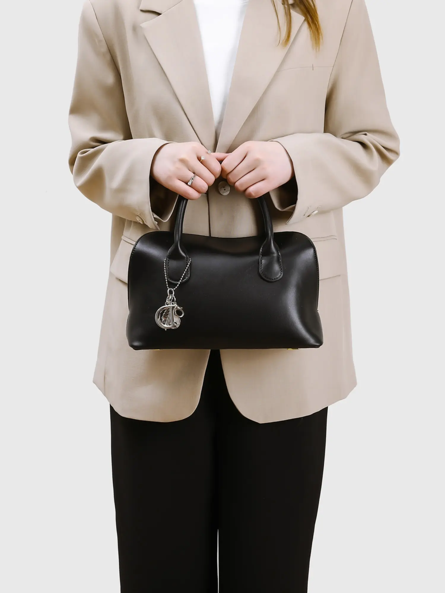 Mini Handbag, Elegant Mini Bag with Cute Charm, Perfect for Commute, Minimalist Style, Ideal for Small Figures, Daily Use, Aesthetic Handbag
