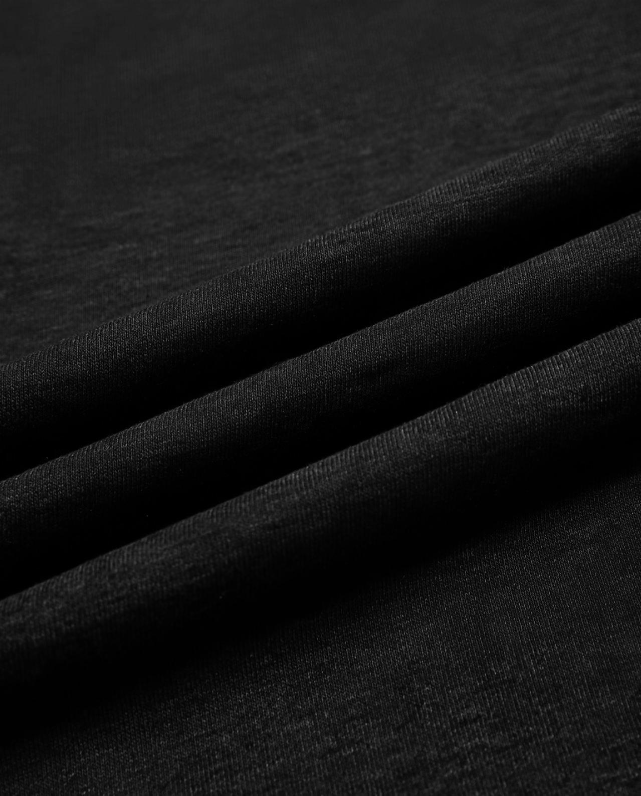 Women's round-neck pullover sweatshirt with long sleeves. This style is simple and casual, featuring a pullover design. The fabric is soft and comfortable, lightweight and breathable, making it both casual and fashionable