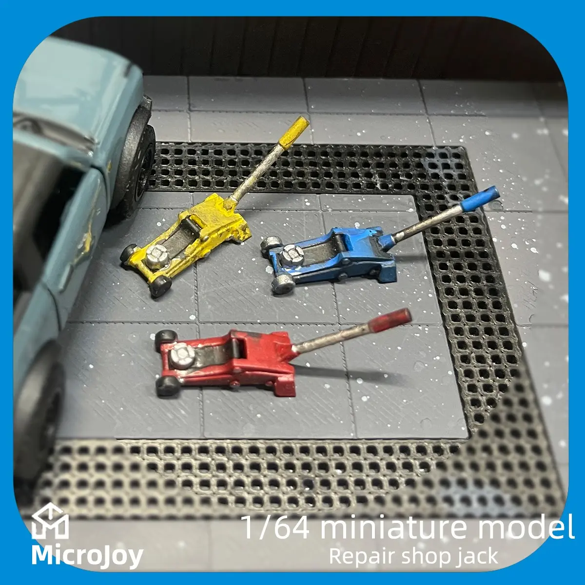 64 Scale Miniature Model Repair Shop Scene, Vintage Car Lift Ornament, Detailed Display Setup for Collectors, DIY Decorative Piece