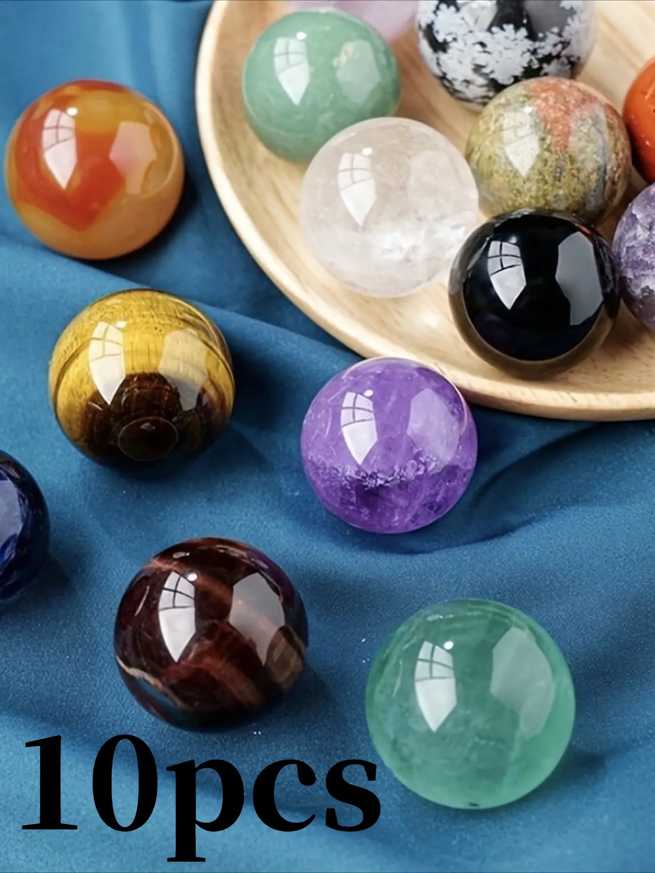 Natural 20mm crystal spheres in random colors and random materials, raw crystal ore spheres, polished crystal ore balls, cute mini pocket-sized spheres, gemstone raw stones for home decoration, Crystal Decorative Ornaments