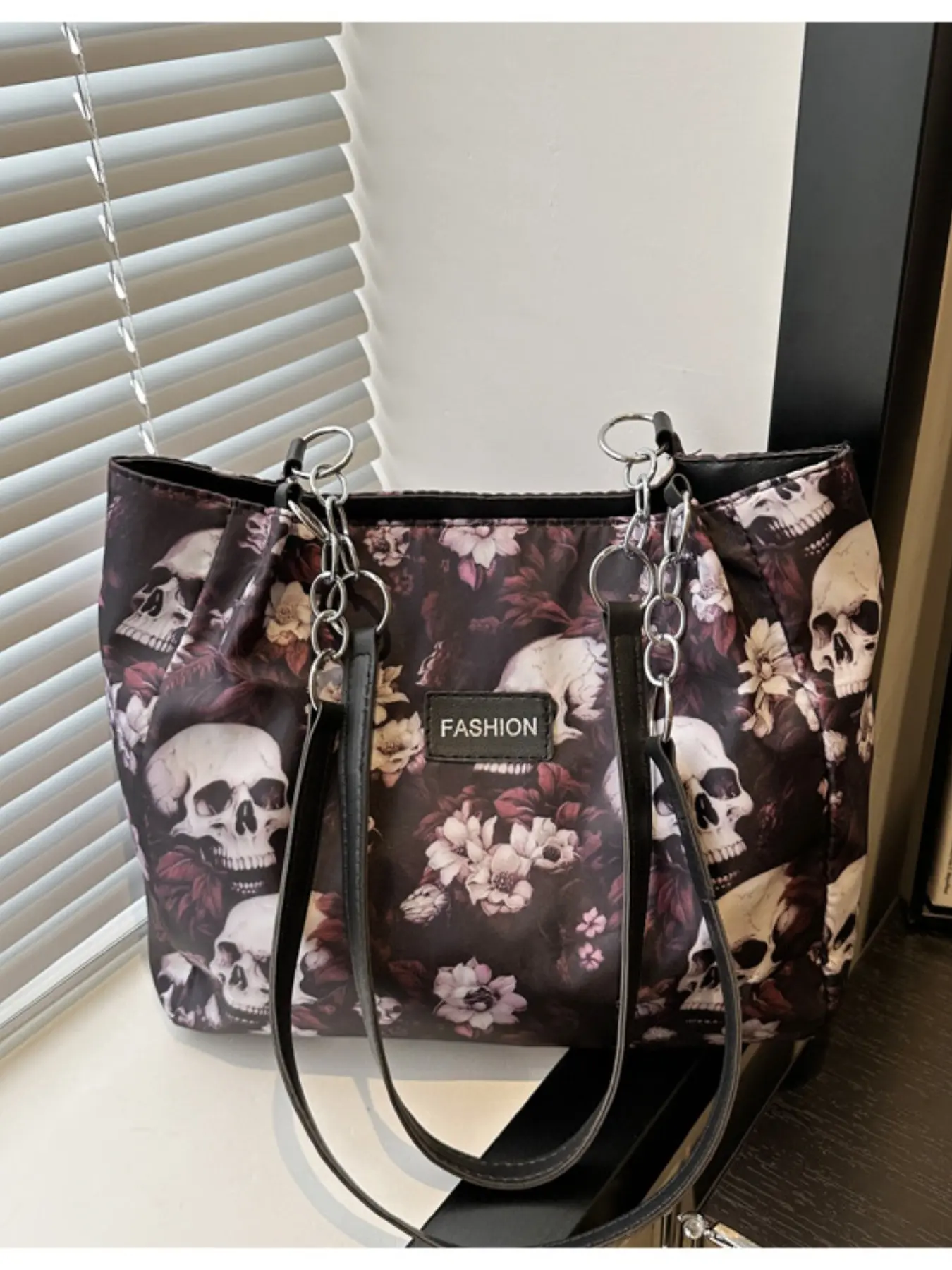 2026 Fall Winter Halloween Punk Floral Crossbody Bag for Women, Large Capacity PU Shoulder Purse, Portable Handbag for Daily & Party, Fashionable Crossbody Bag