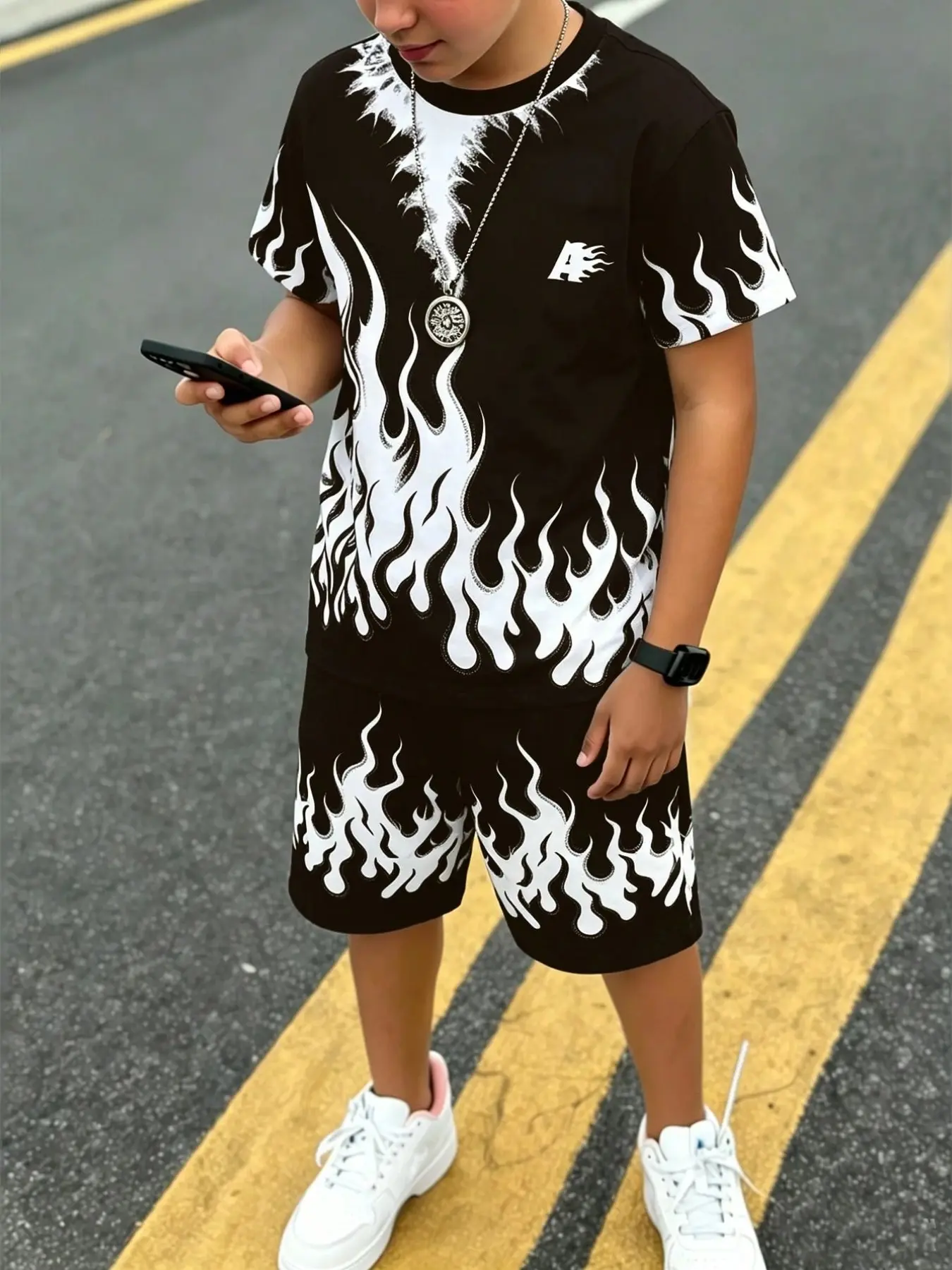 Boys' Summer Two-Piece Sports Set, Summer Clothing Set, Base Gradient Flame Print, Round Neck Short Sleeve T-Shirt, Drawstring Shorts, Casual Streetwear