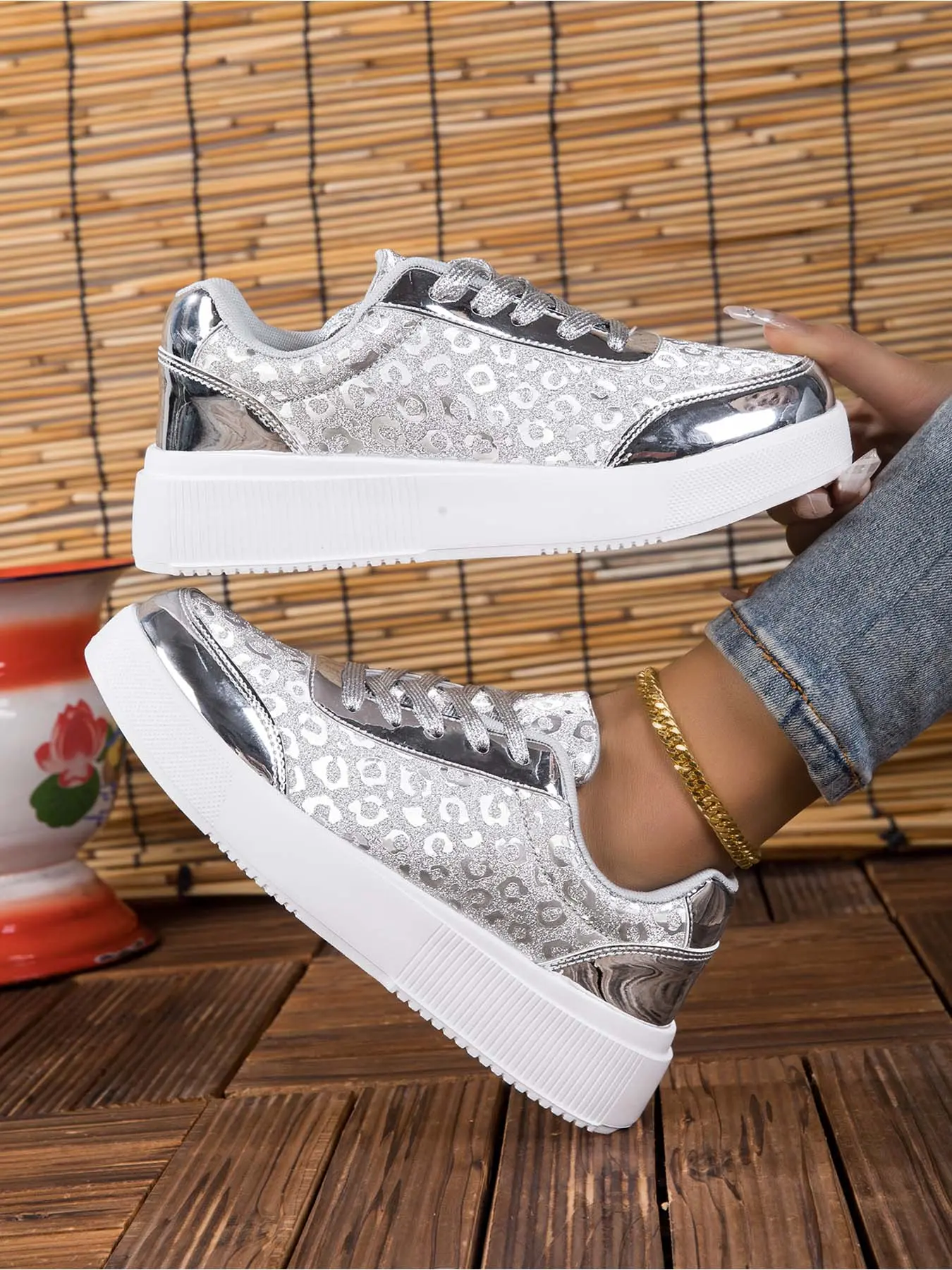 Women's Breathable Casual Trendy Trainers Shoes | Thick & Soft Sole | Anti-Slip Running & Walking Sneakers with Deodorizing & Durable Design, Perfect for Daily Outfits & Strolls