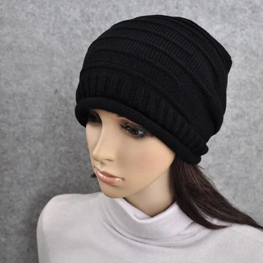 Stylish Oversized Slouch Hat for Winter Warmth and Comfort