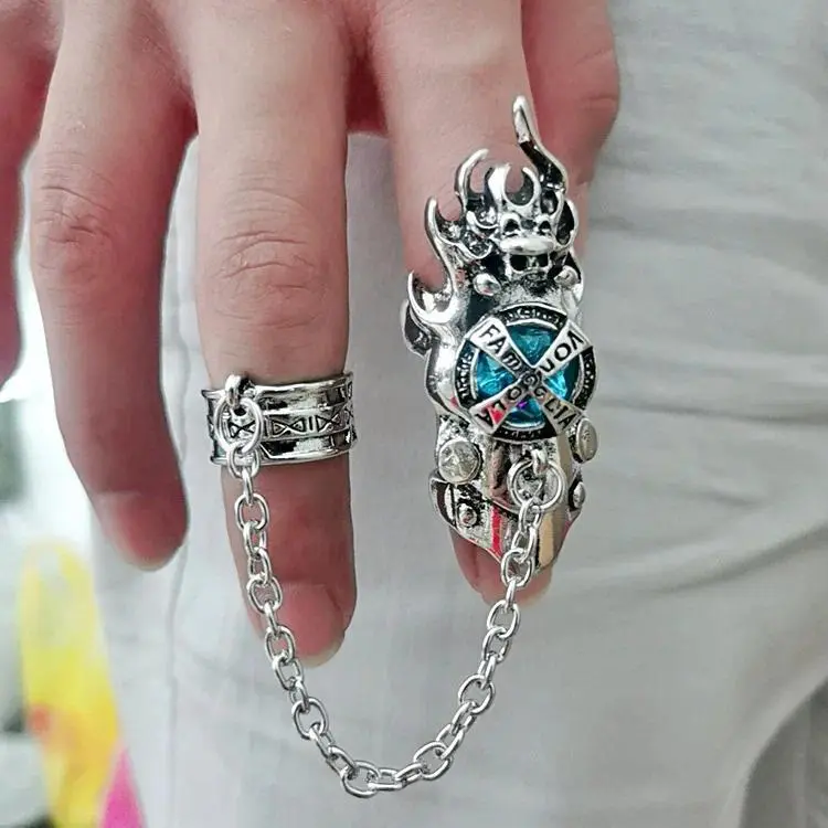 Fashion Japan Anime Hitman Reborn Joint Ring Gemstone Revolving Rings Cosplay Props Figure Toys Punk Gothic Fans Party Gifts