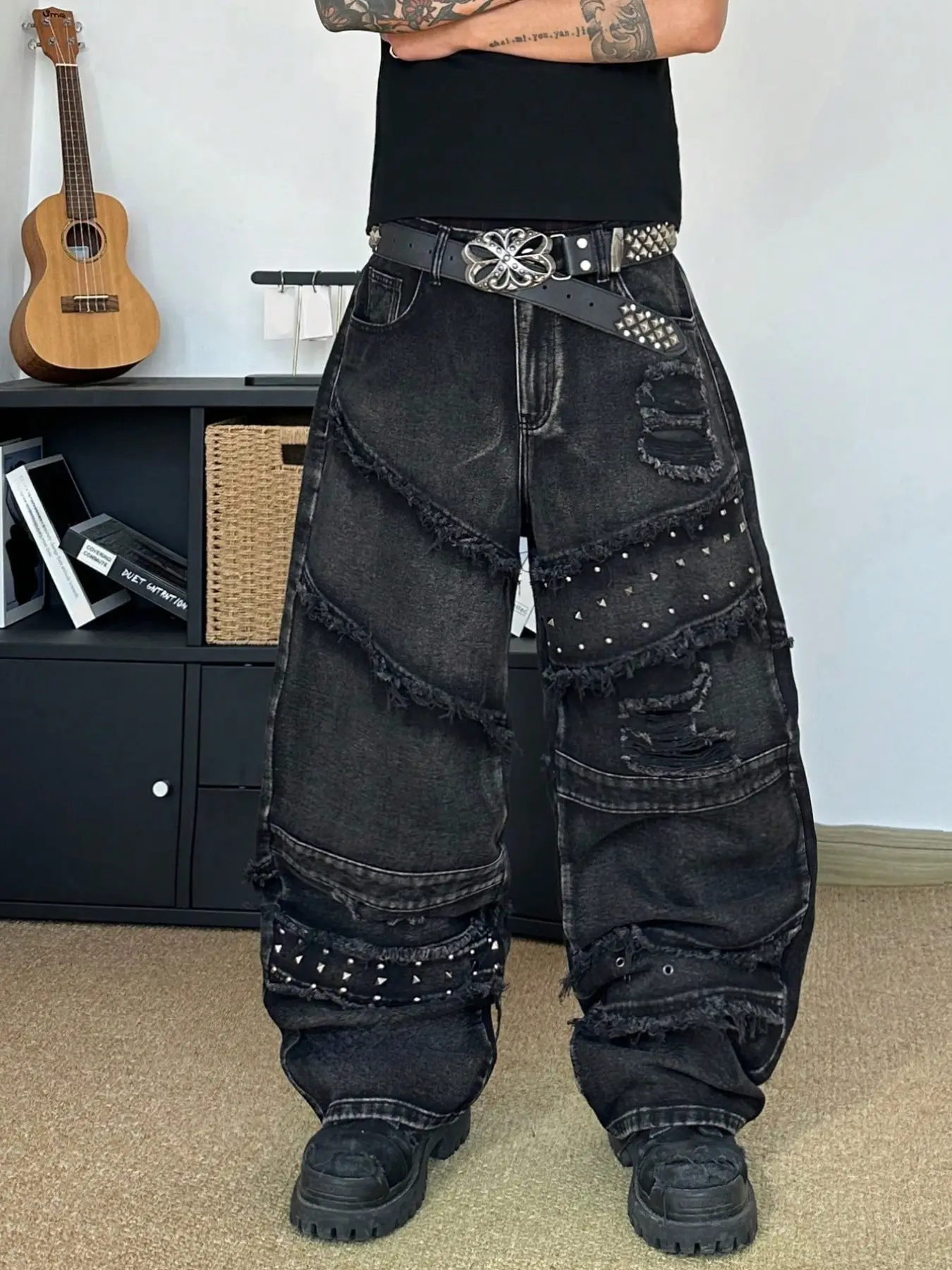 Men's Denim Jeans, Vintage Washed Ripped Hem Patchwork Rivet Embellished Straight Leg Wide Leg Jeans, Y2K Street Fashion Streetwear Loose Long Pants