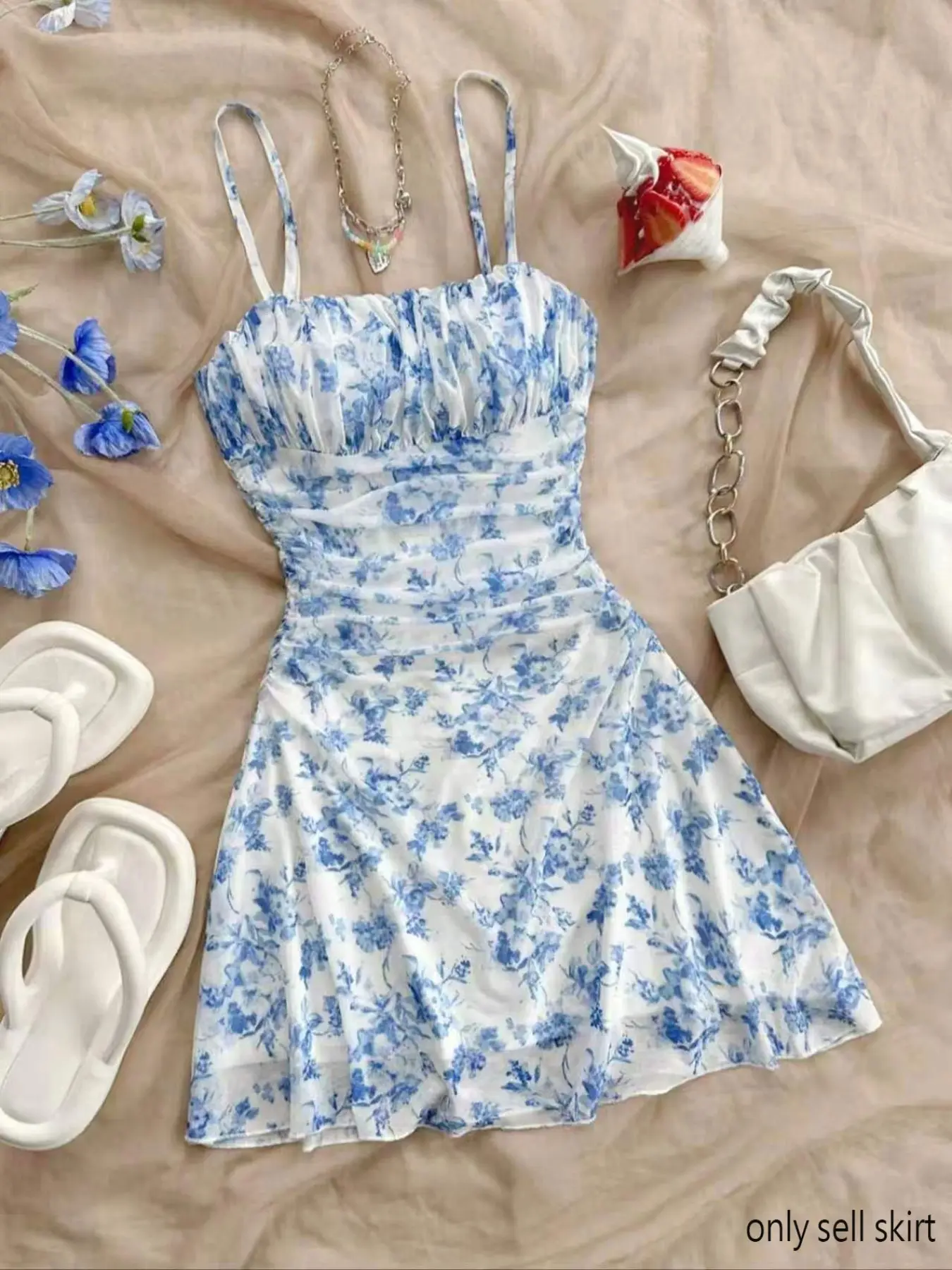 Women's Floral Print Dress, Boho Chic Style Fashion Casual Spaghetti Strap Sleeveless Short Dress for Beach Holiday Vacation, Ladies Summer Clothes, Casual Beach Sundress, Bohemian, Casual Boho Elegant, Casual Boho Fit, Bohemian Casual Trendy