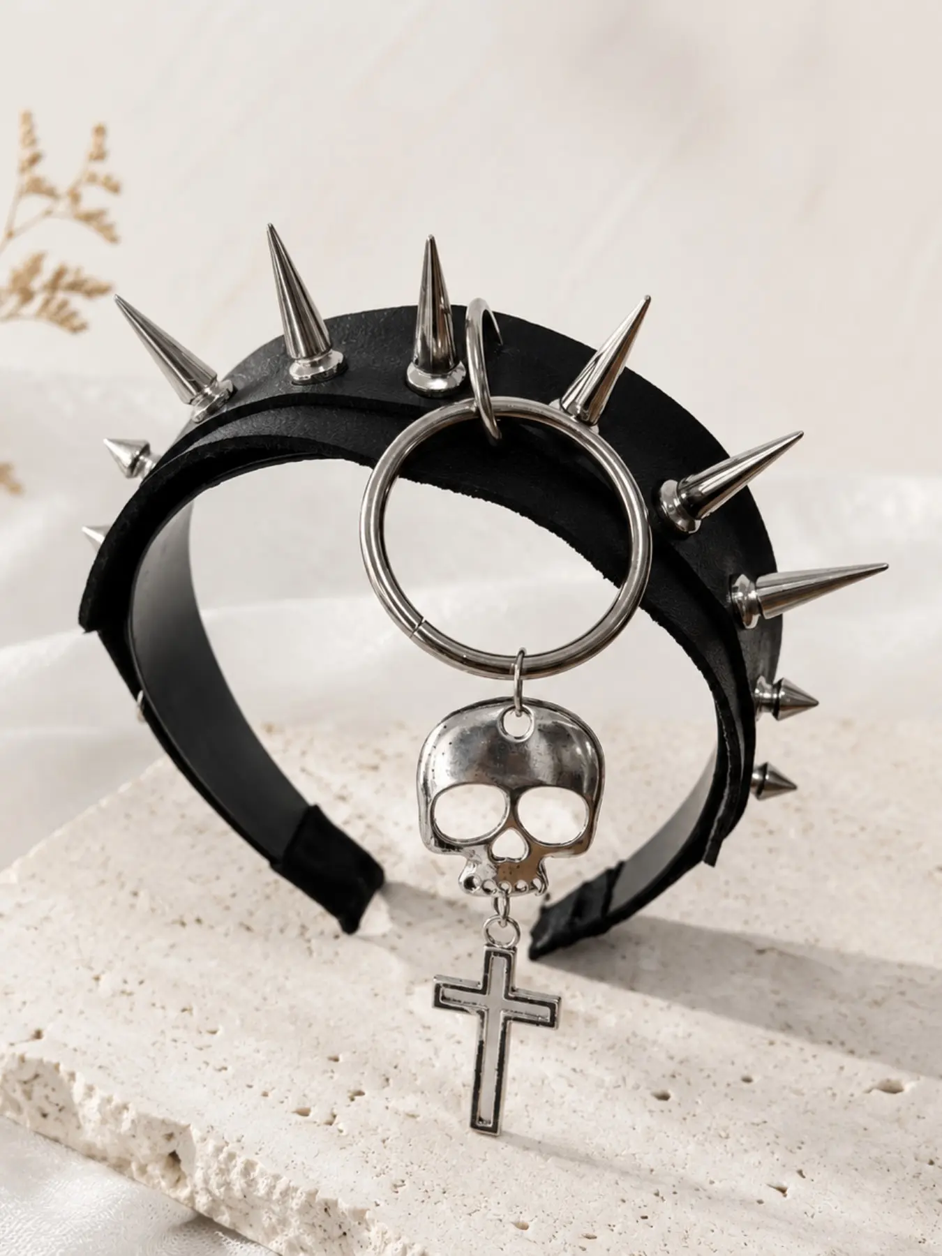 Punk Spike Artificial Leather Fashion Headband, O-Ring Skull Cross Pendant, Gothic Rivet Hair Band, Millennial Sweet Cool Subculture, Halloween Party Accessory