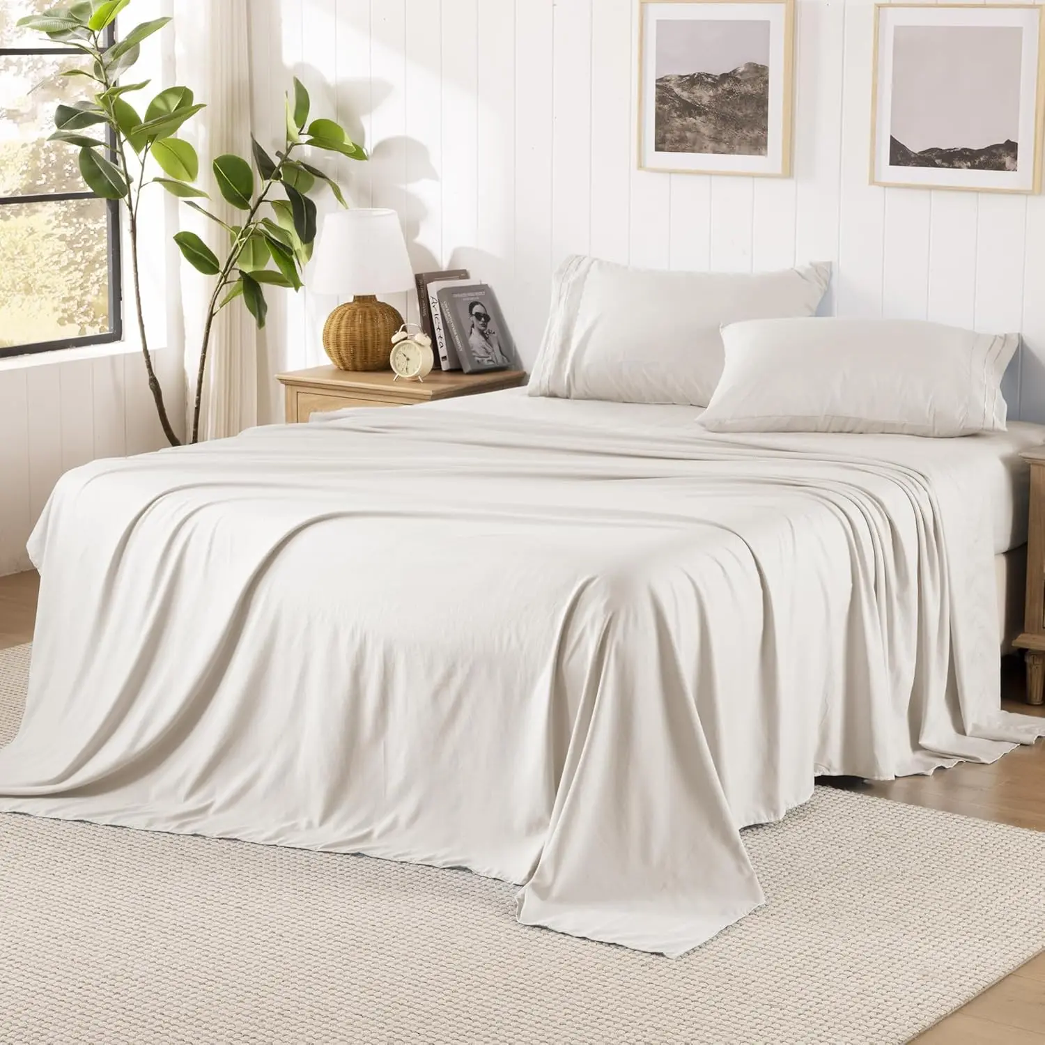 Light Beige Queen Sheet Set, Pre-Washed Cotton-Like Brushed Microfiber, 4 Pcs Soft Breathable Cooling Bed Sets, Includes 1 Fitted, 1 Flat, 2 Pillowcases (Light Beige, Queen)