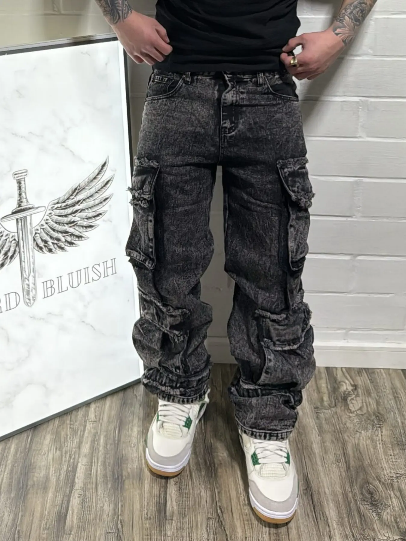 Men's Street Style Jeans, Baggy Loose-Fitting Oversized Heavy Denim Streetwear, Multi-Pocket Workwear Design, Casual All-Seasons, Zipper Fly, Natural Waist, Pockets Jeans, Streetwear Denim Pants