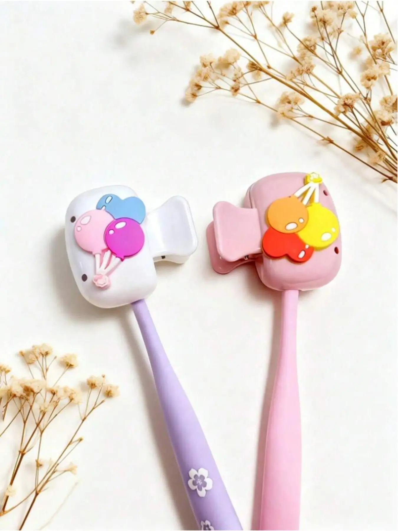 2 portable toothbrush covers with floral patterns, cute balloon design, travel toothbrush storage box, portable toothbrush head protection clip, toothbrush storage clip, toothbrush protective cover