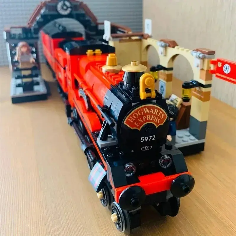 2026 New 801 Piece Magic Movie Series Train Compatible 75955 Creative Plastic Building Blocks Toy, Kids Birthday Christmas Gift