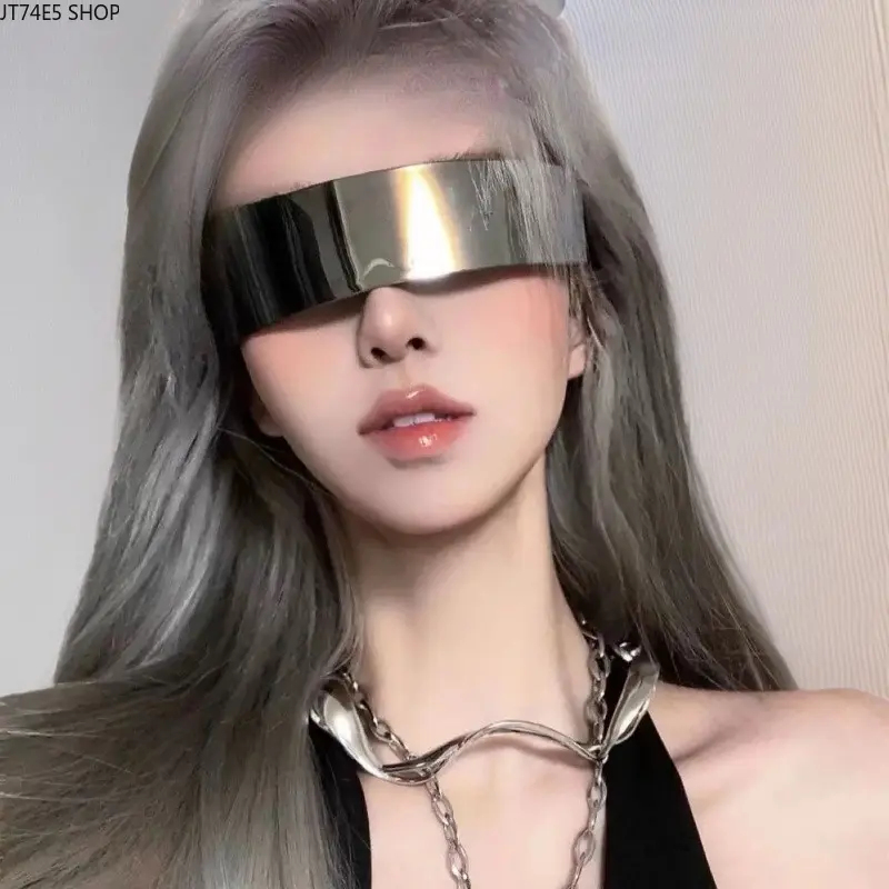 Women's Cyberpunk Look Metal Frame Sunglasses, Full Blackout UV Protection Lenses, Suitable for Party Street Wear