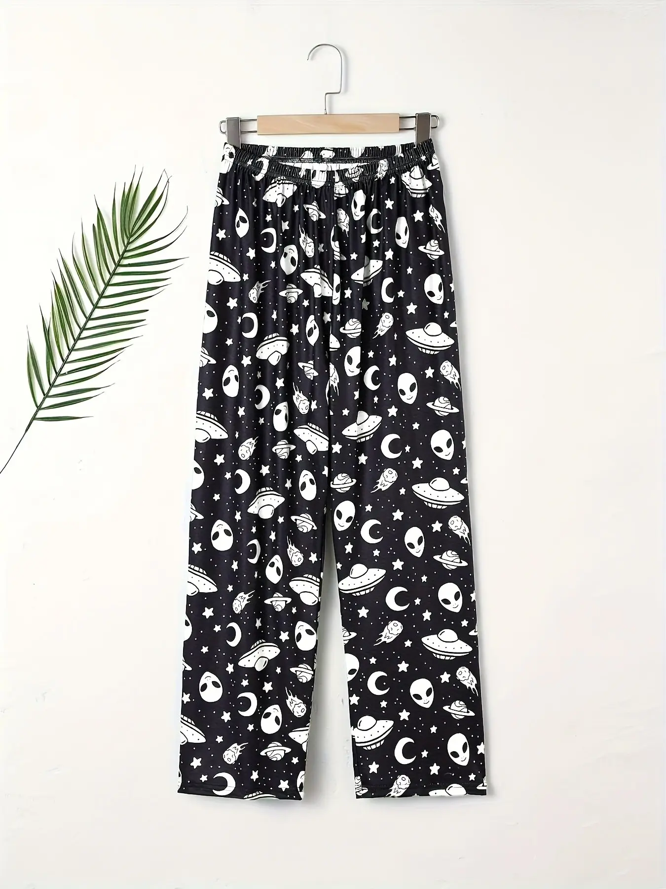 Alien UFO Space Planet All Over Print Men Women Loose Straight Leg Pajama Pants Elastic Waist Casual Loungewear Home Sleep Trousers Nightwear