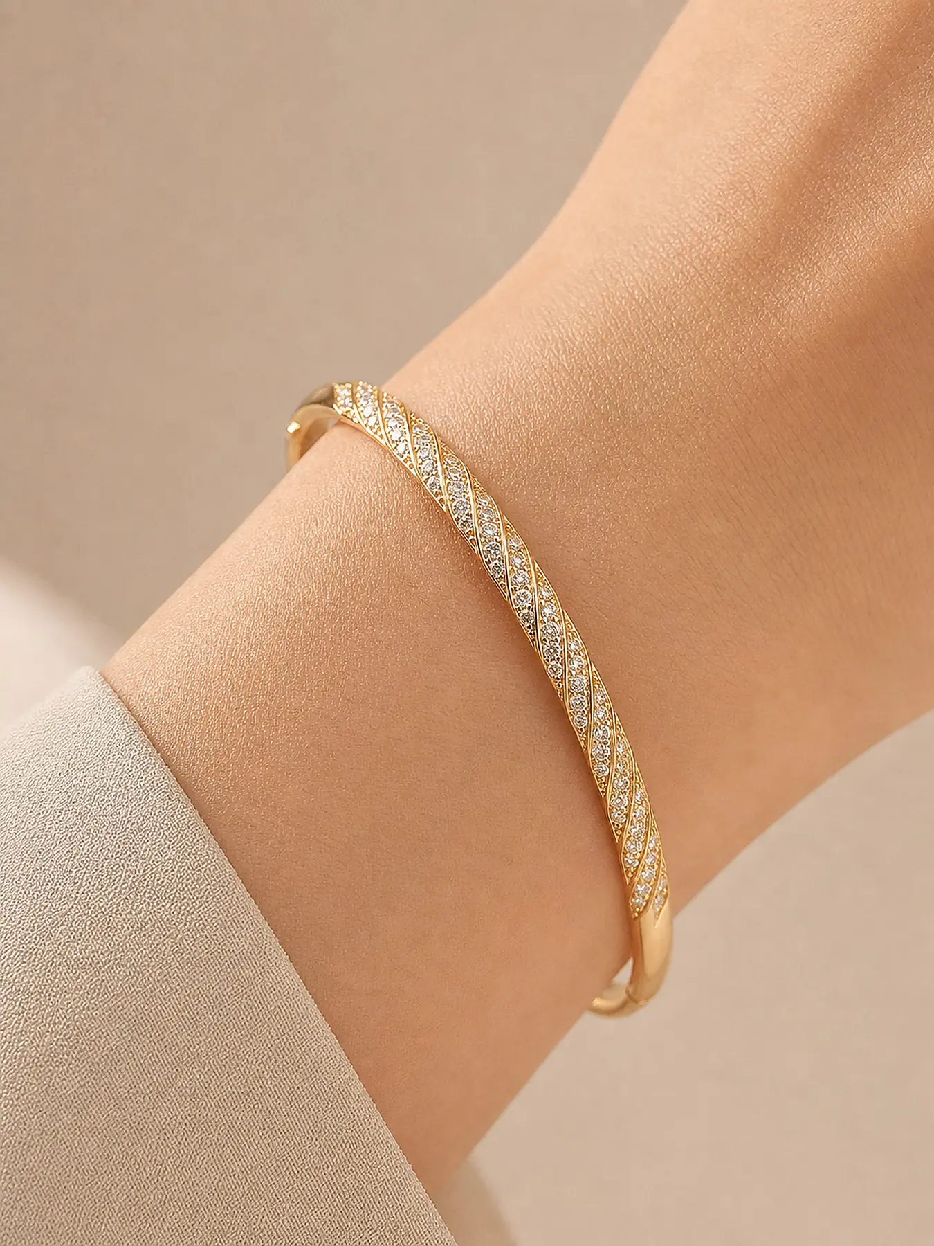 Full Diamond Diagonal Pattern Thin Bracelet, Smooth Cross Wave Luxury Band, Elegant Jewelry Accessory for Women