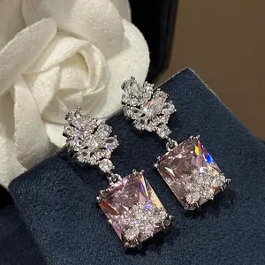 Powder Mist Elf~Brilliant Cubic Zirconia Flower Stud Earrings DDES0907 Luxurious Evening Style Earrings with a Sense of Light Luxury and Sophistication