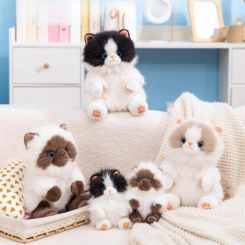 Realistic Cat Plush Keychain—featuring long-pile faux fur designs of Ragdoll and Siamese cats; a soft plush collectible for cat lovers; suitable for display or attaching to backpacks; a cute plush toy and soft collectible.