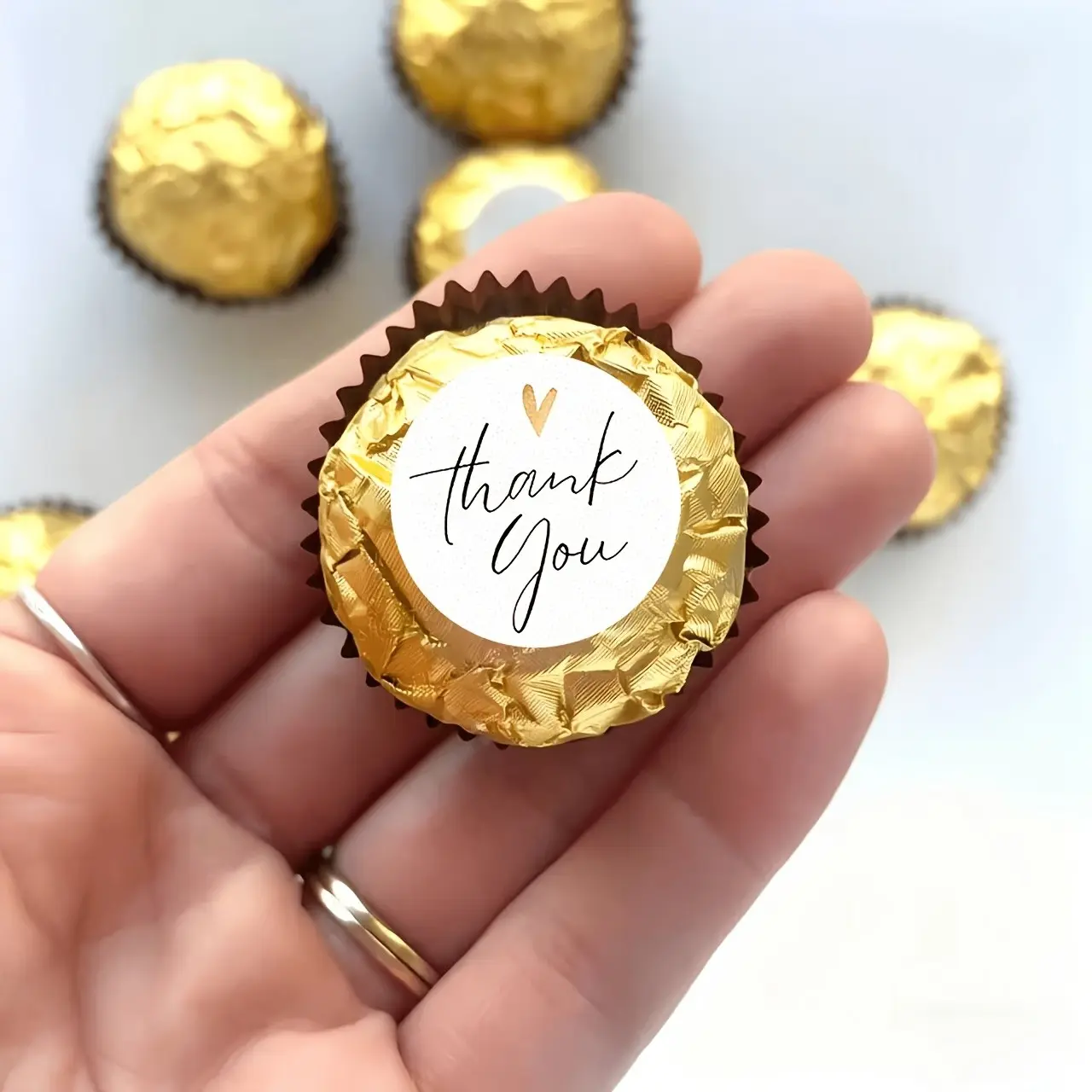 200 Heart-Shaped Chocolate Kiss Stickers, Anniversary Stickers, Wedding Party Gift, Candy and Envelope Decorative Stickers