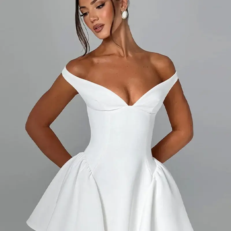 Women's Solid Color V Neck Cut Out Backless Sleeveless Bodycon Pleated Dress, Sexy Off The Shoulder, Strapless Ruched A-line Mini Dress, Birthday Party Club Date Evening Dress, Cocktail Fit Dress