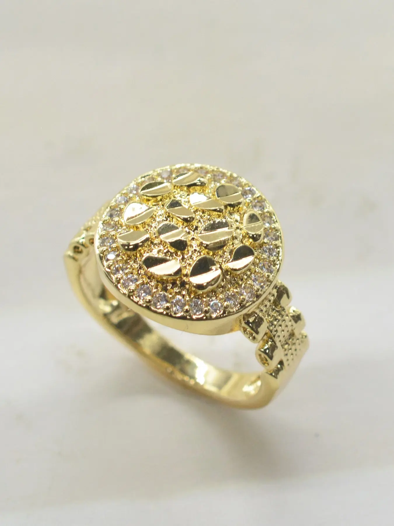 Fashion Hip Hop Geometric Round Texture Zircon Ring, Unisex Daily Party Wear, Easter Christmas Valentine Gift, Best Friend Birthday Present